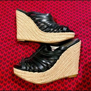 MeToo vintage, deadstock, open toe, leather,  espadrille wedges. 7.5